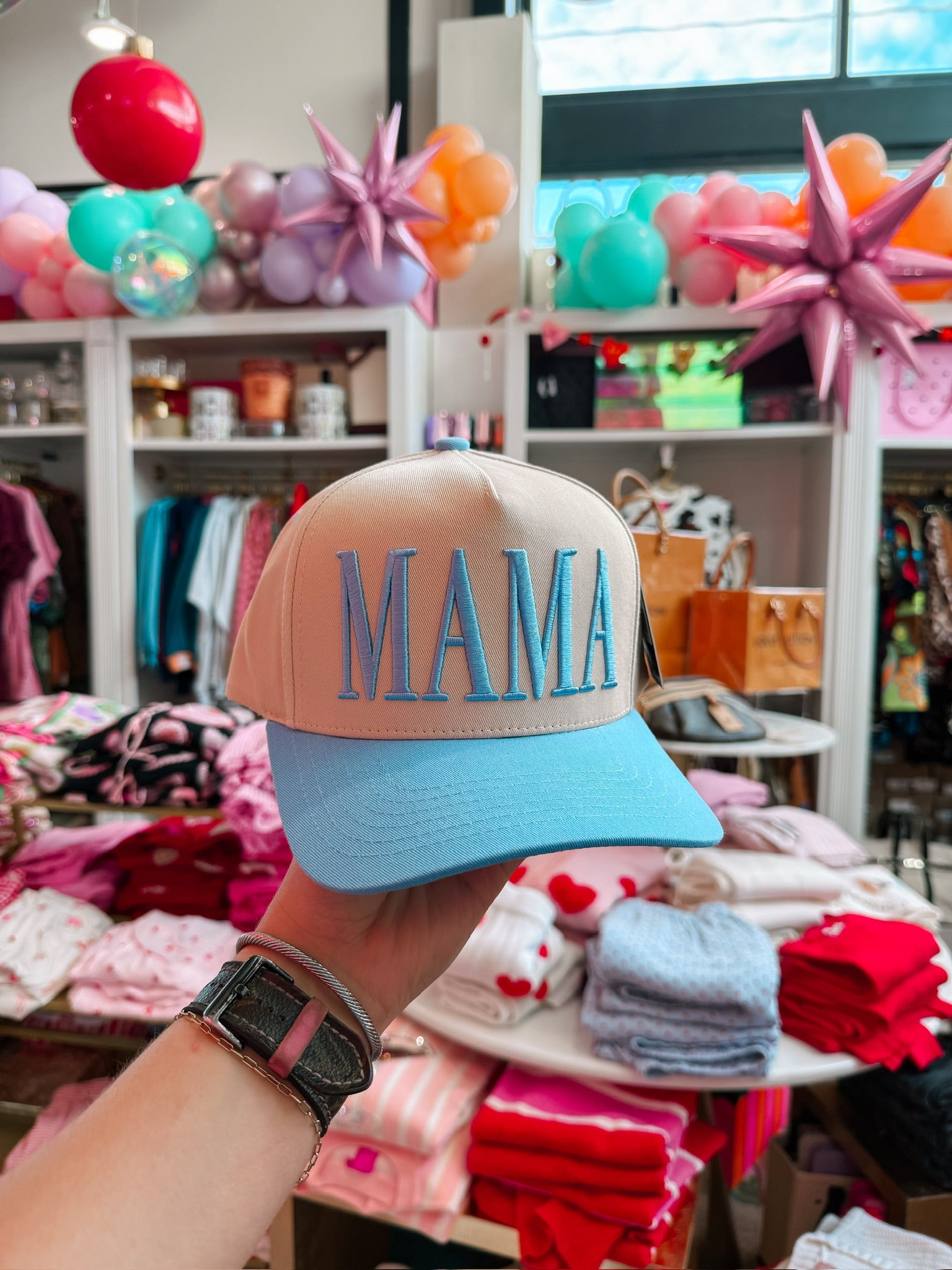 MAMA hat