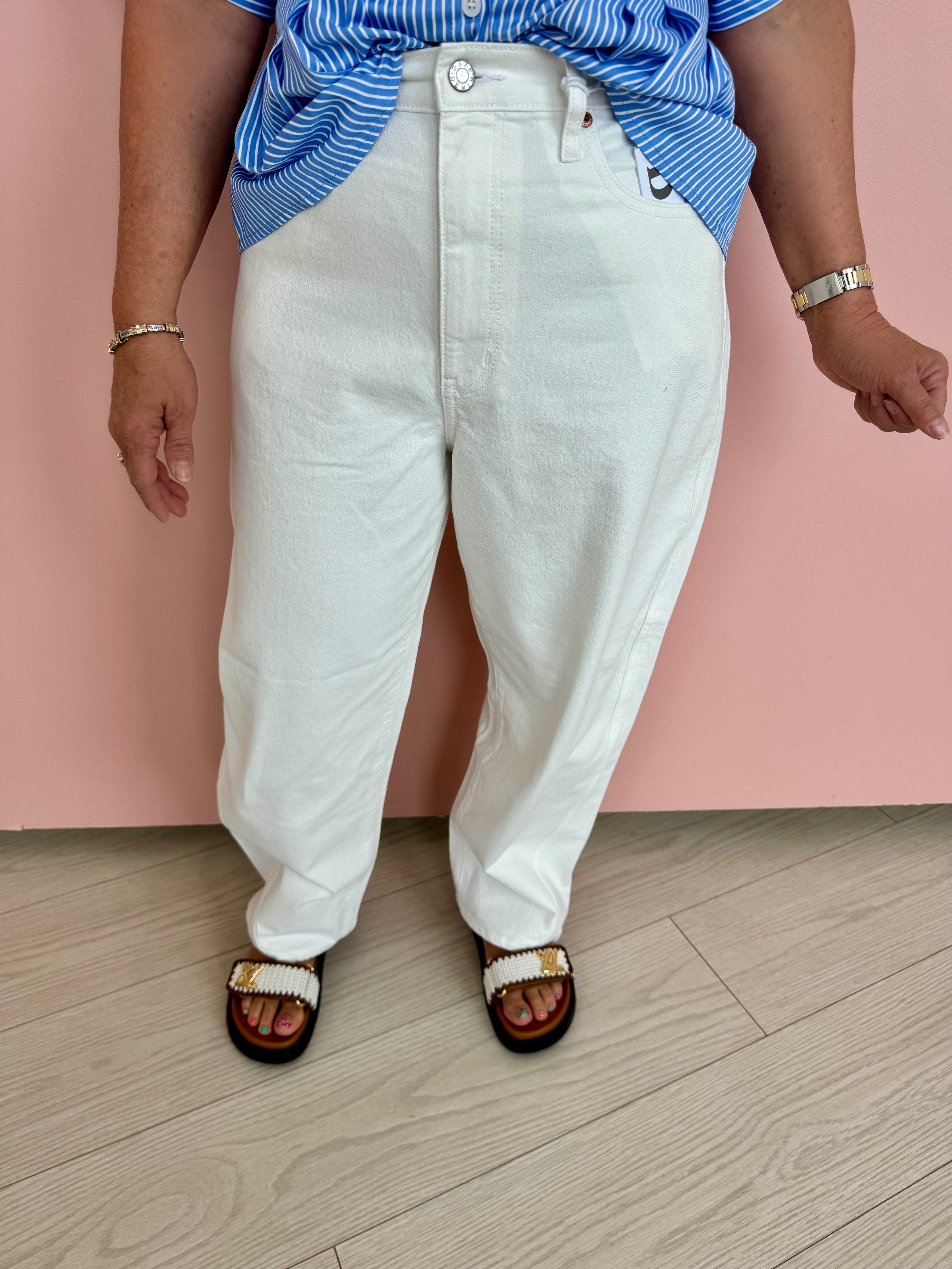 Westward Barrel Leg in Swan