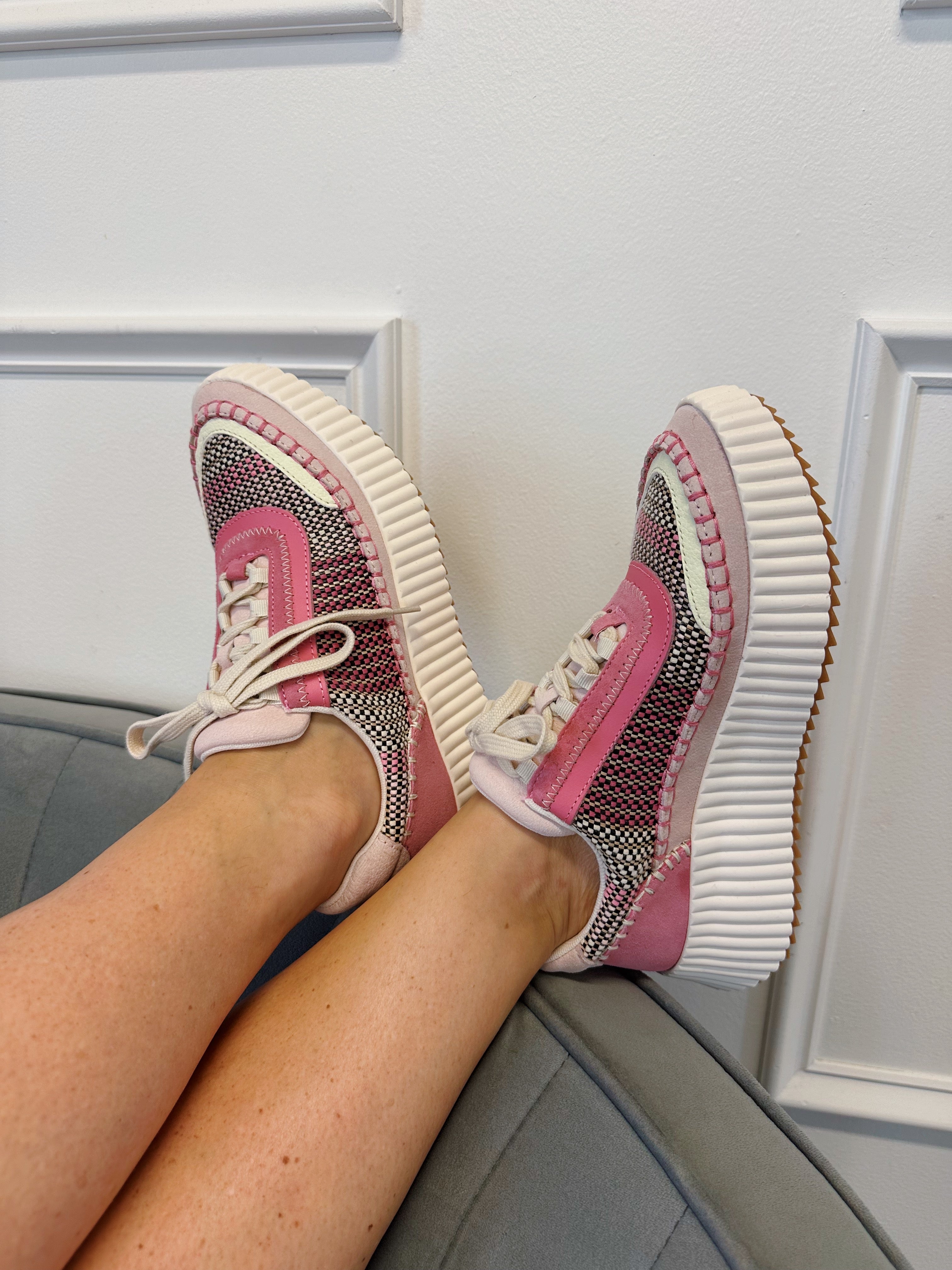 Dolen Sneaker Pink Multi