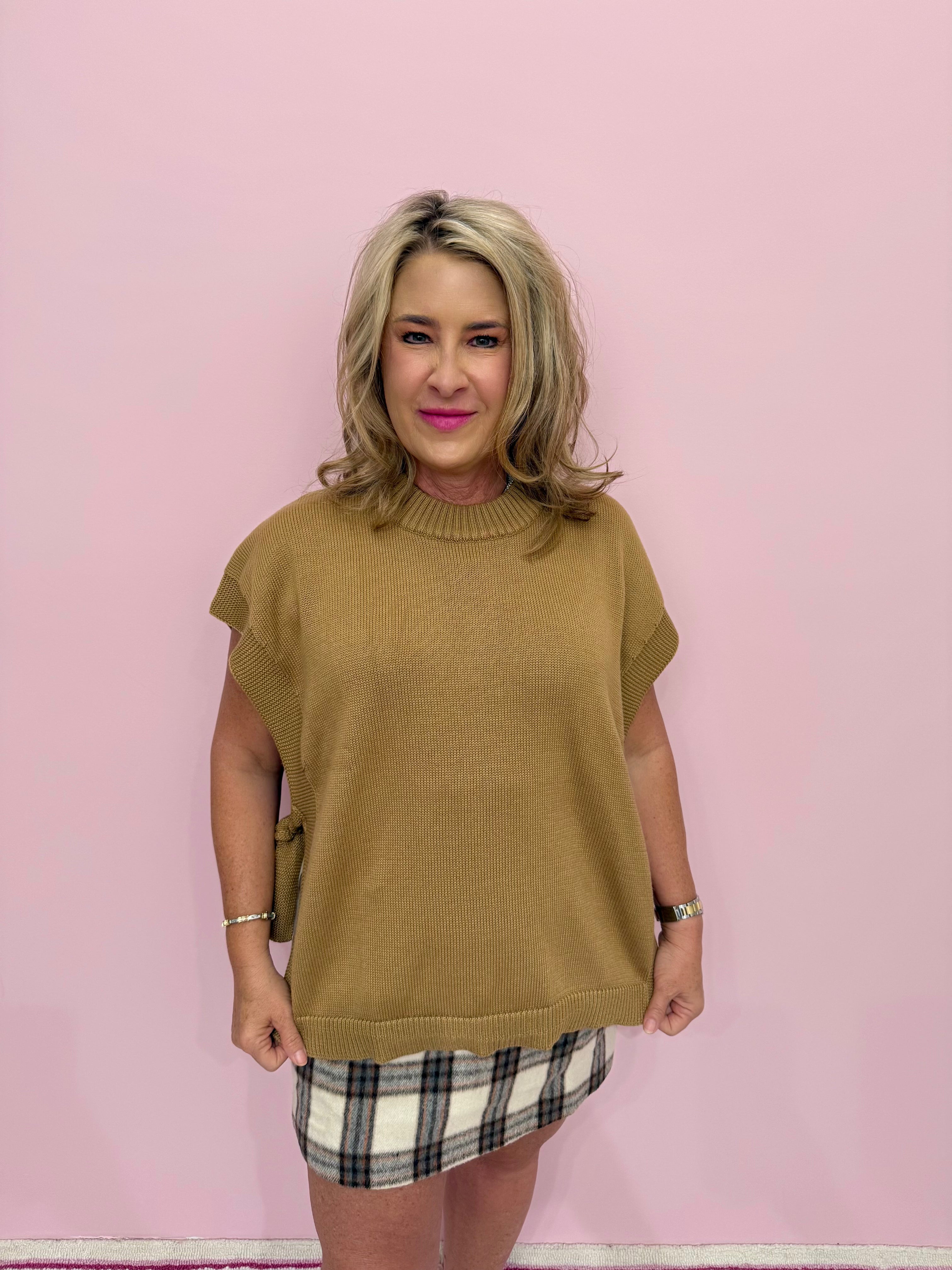 Tye Sweater Vest - Tan