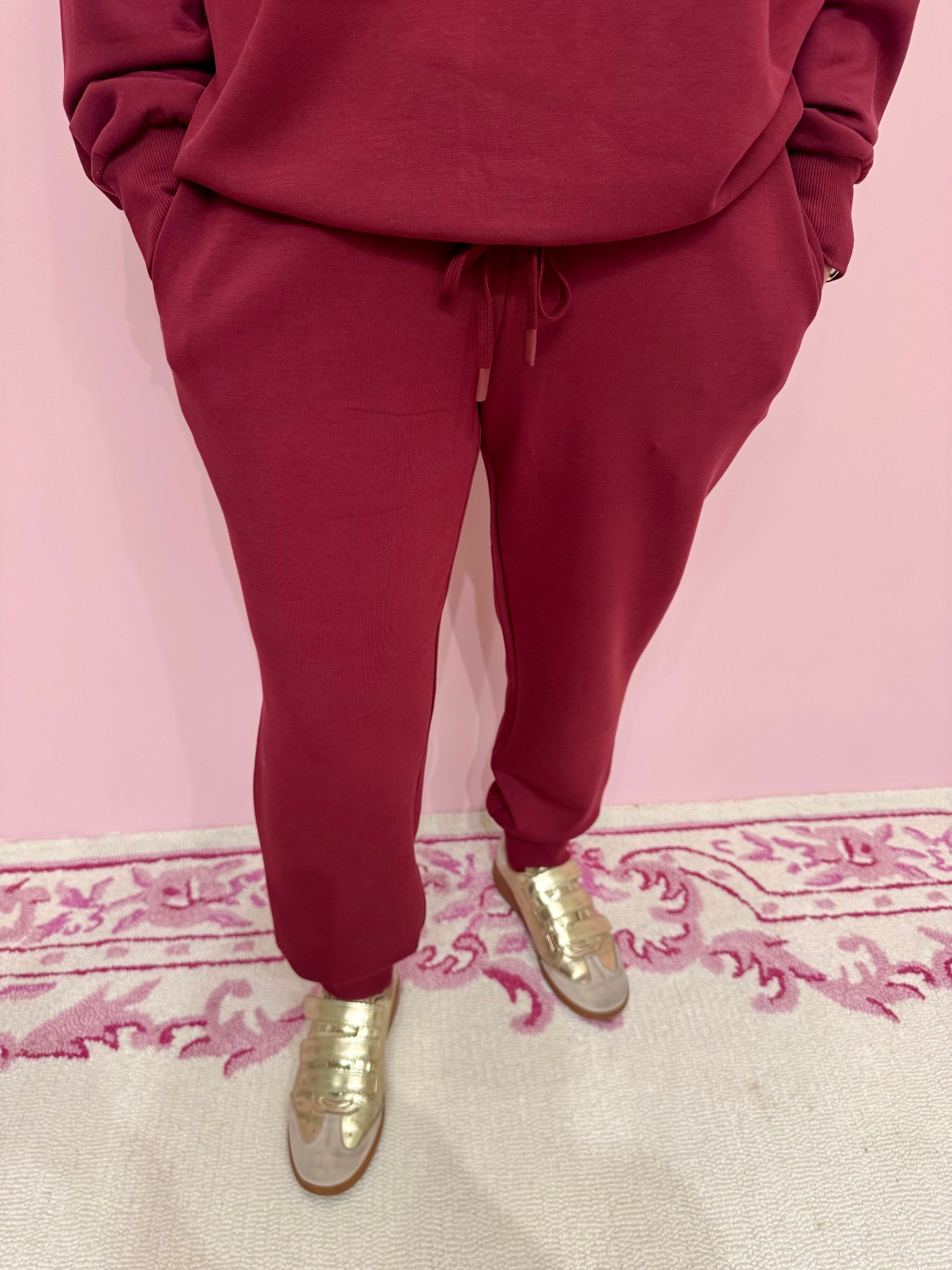 The Slim Cuff Pant In New Maroon