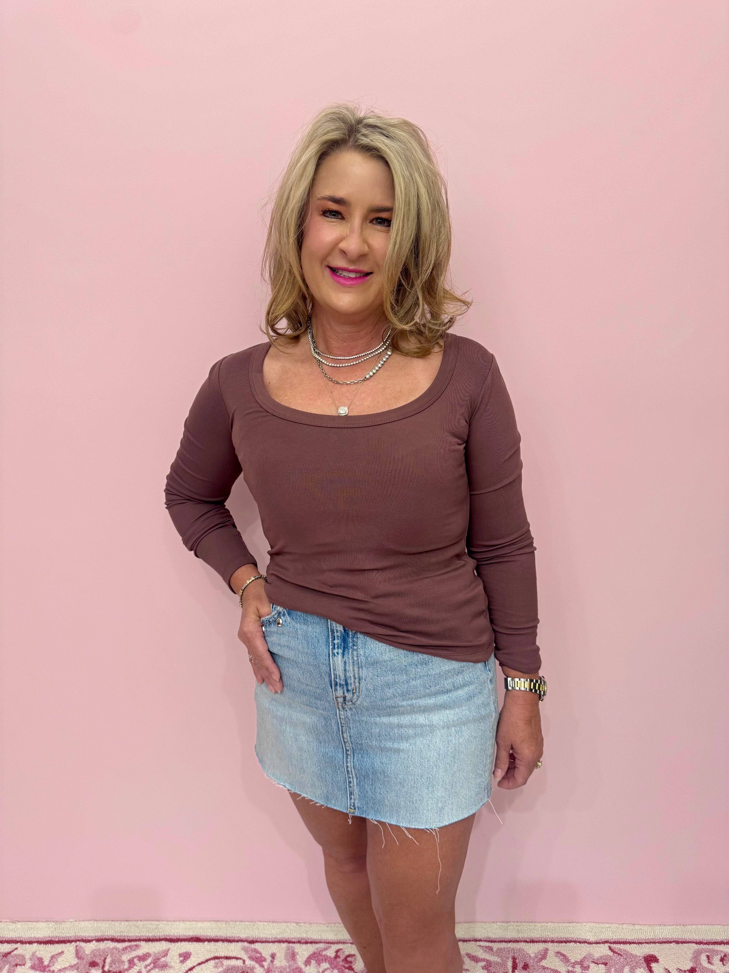 Second Skin Scoop Neck Top Sandalwood