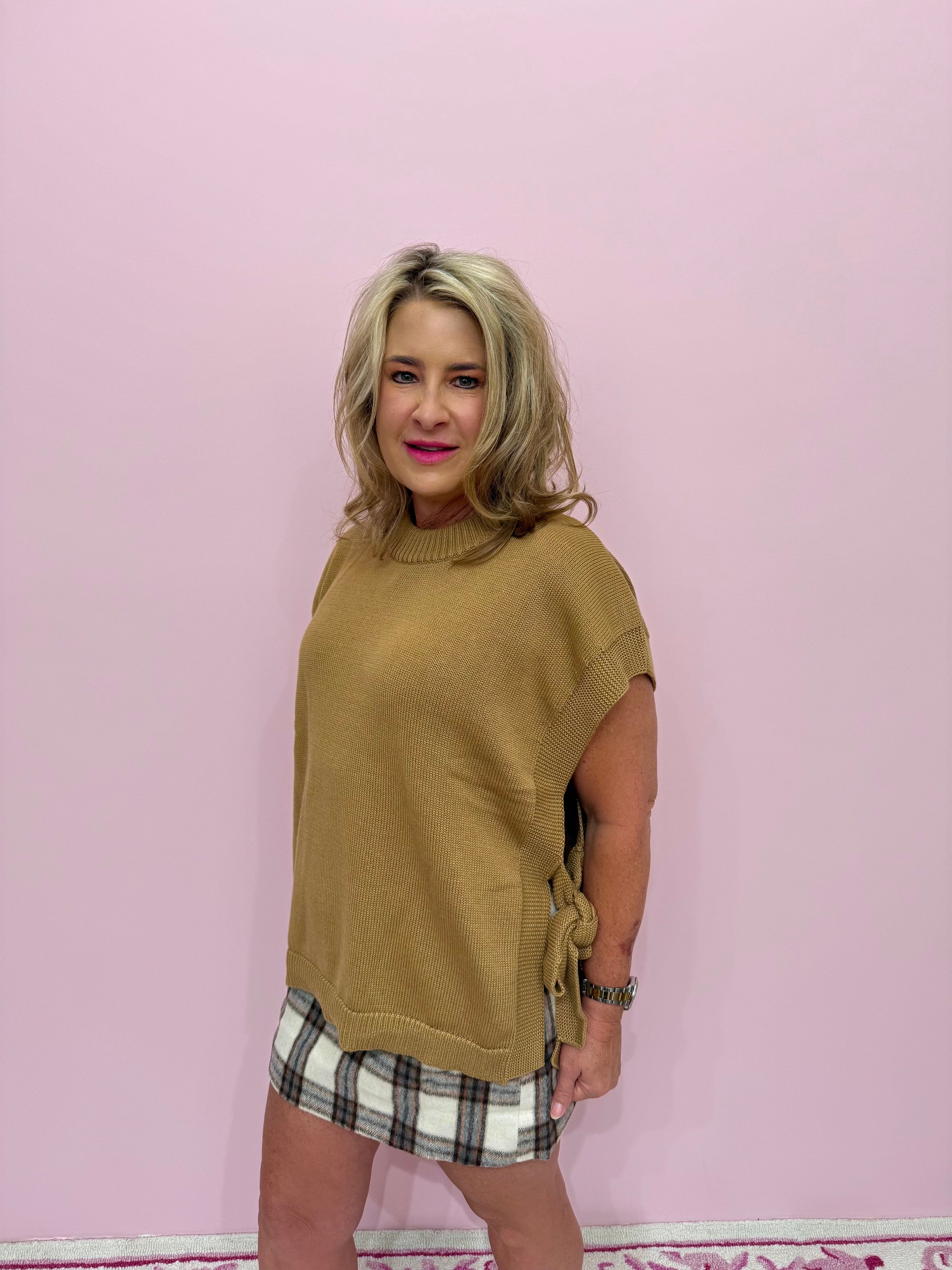 Tye Sweater Vest - Tan