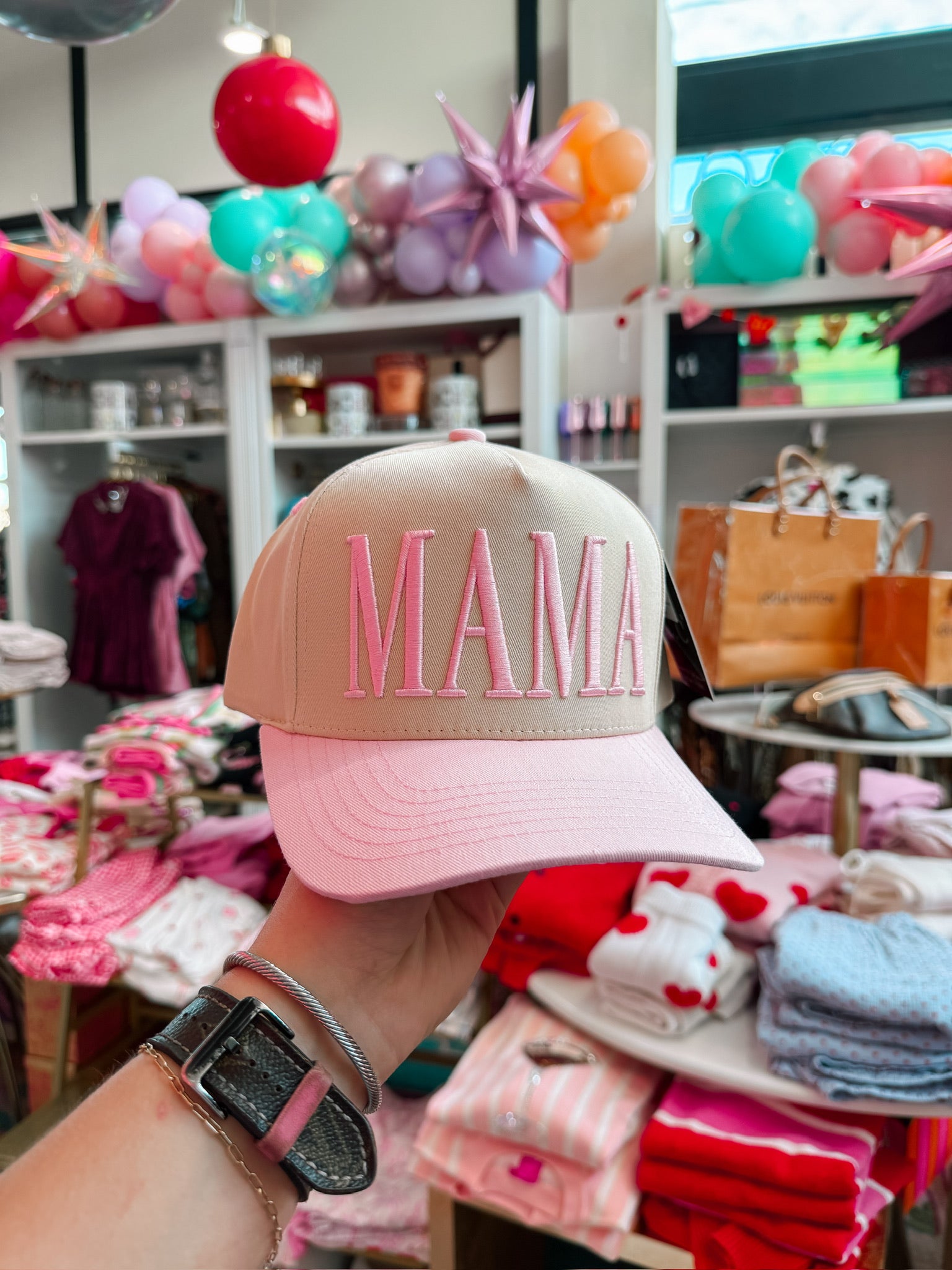 MAMA hat