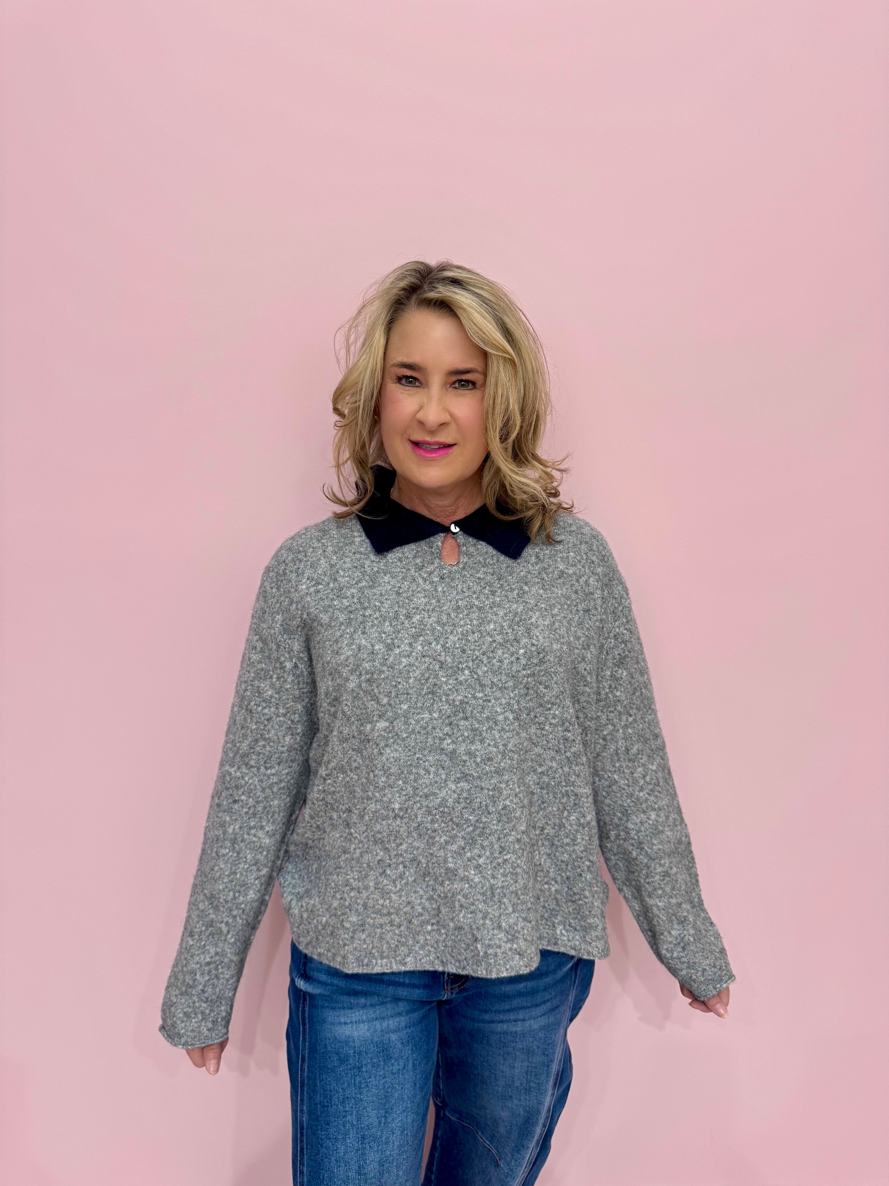 Heather Grey Collar Pullover