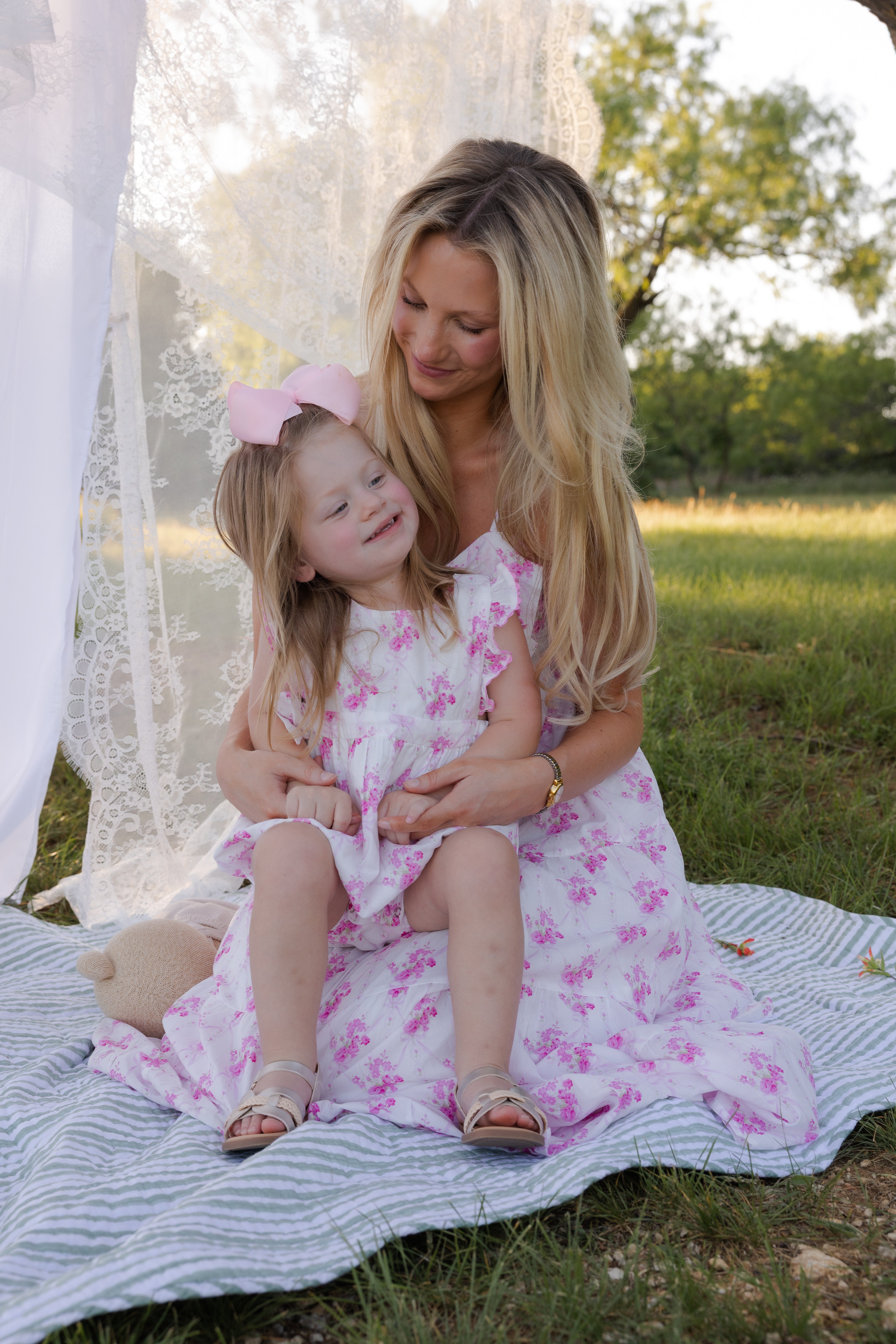 Hallie Bow Midi Dress