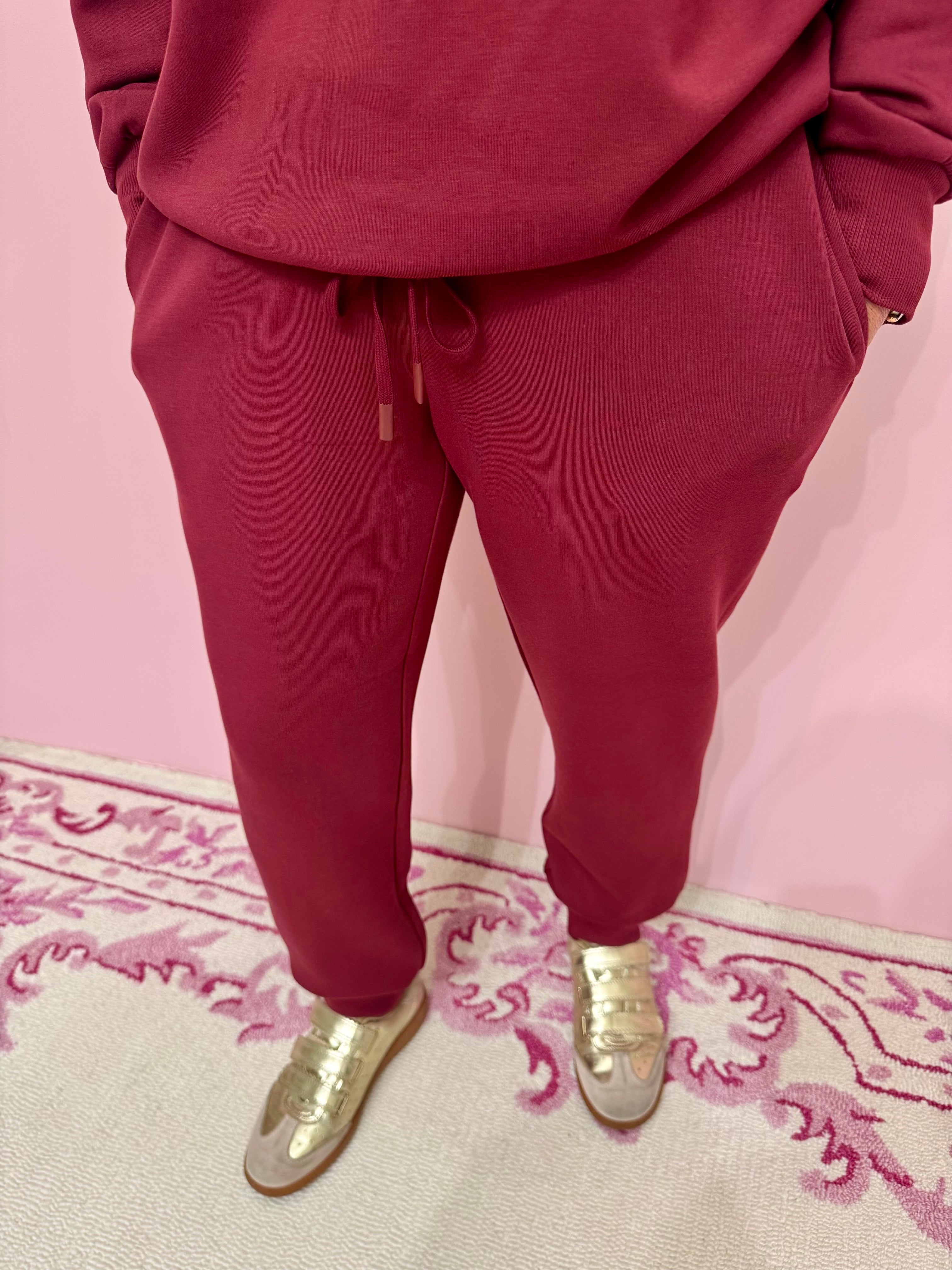 The Slim Cuff Pant In New Maroon