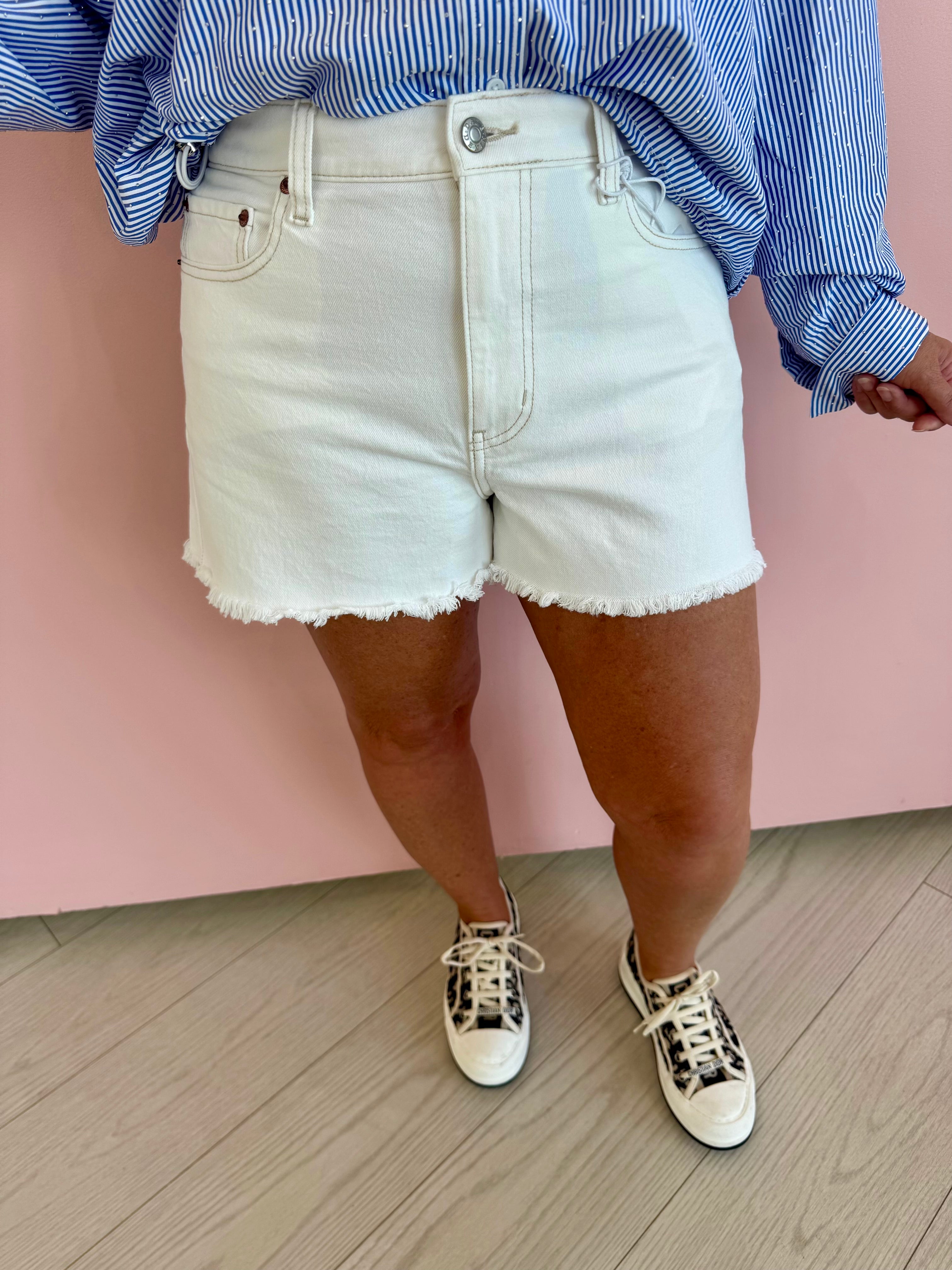 Troublemaker High Rise Short - Vanilla