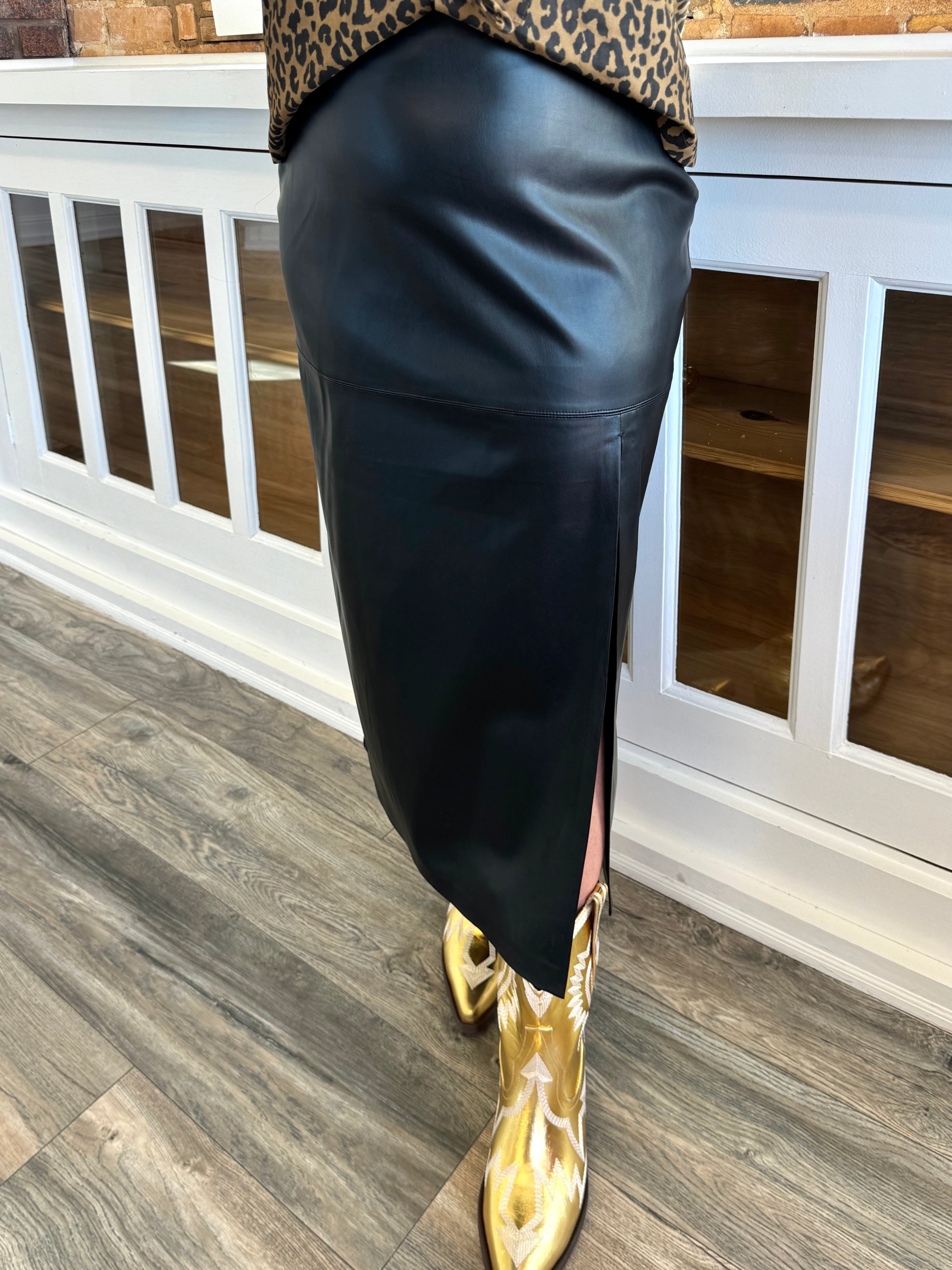 Metropolitan Leather Skirt Black