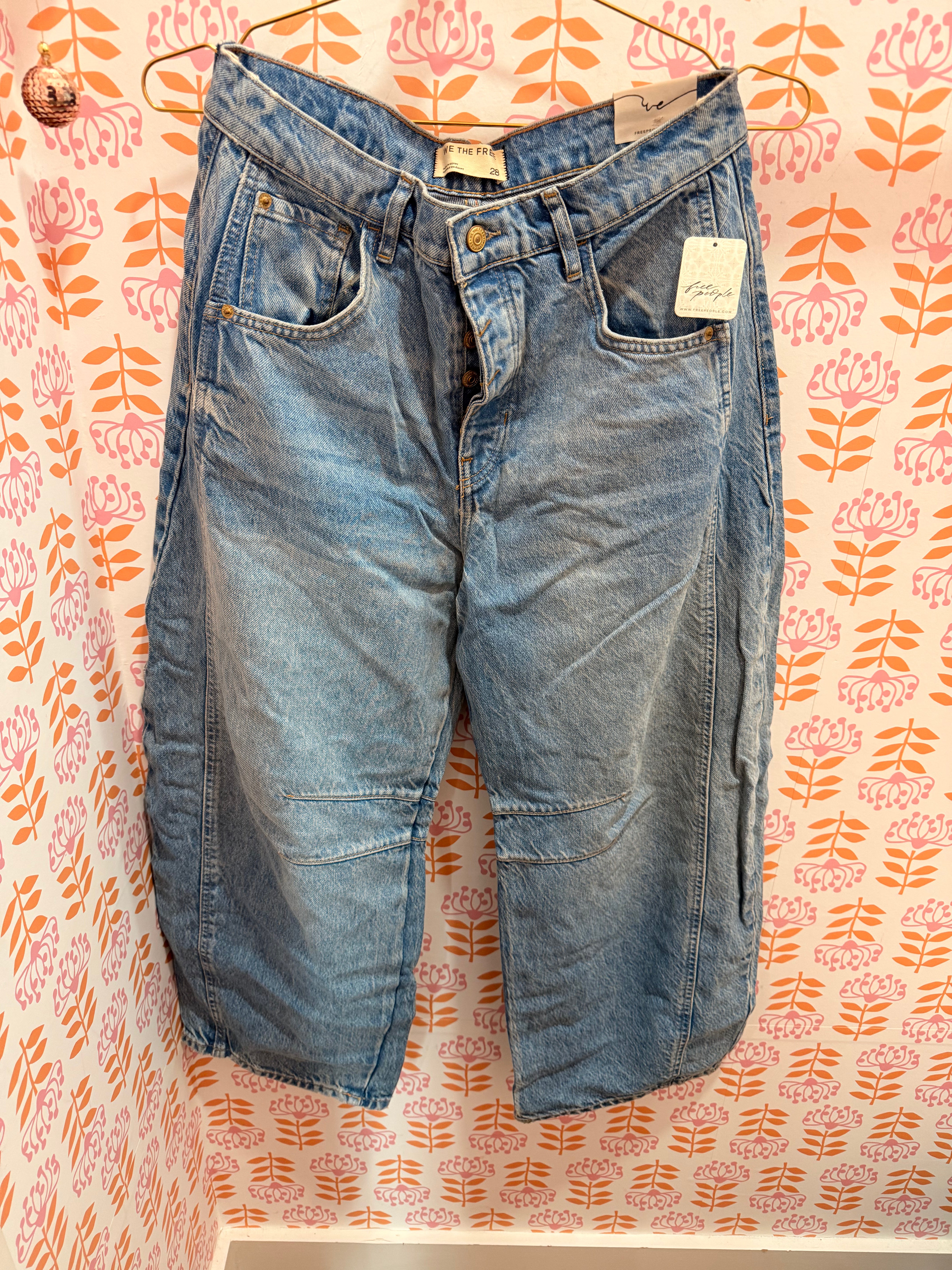 Good Luck Mid Rise Barrel/ Ultra Light Beam