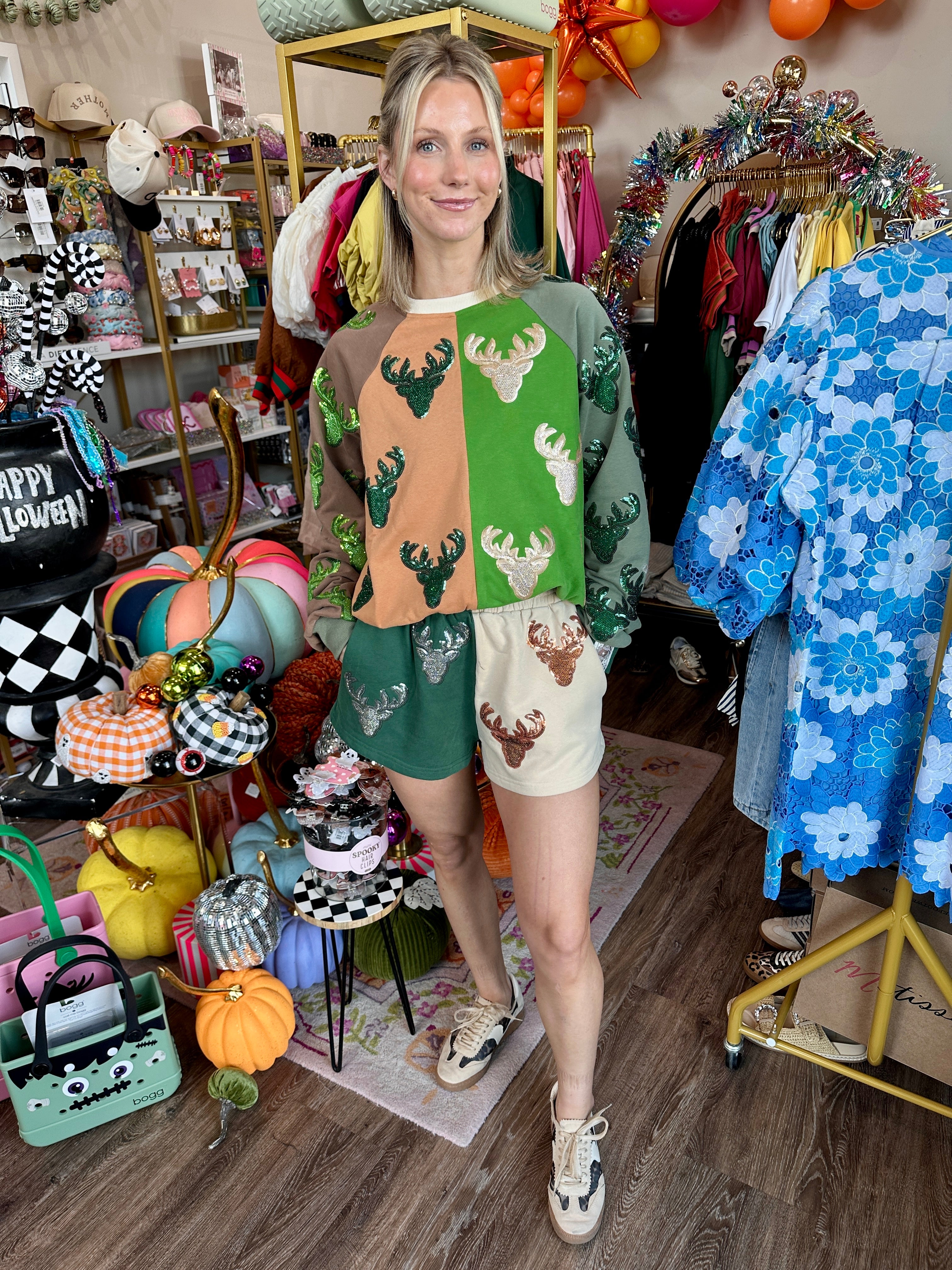 Colorblock Deer Print Sweatshirt - Queen Of Sparkles