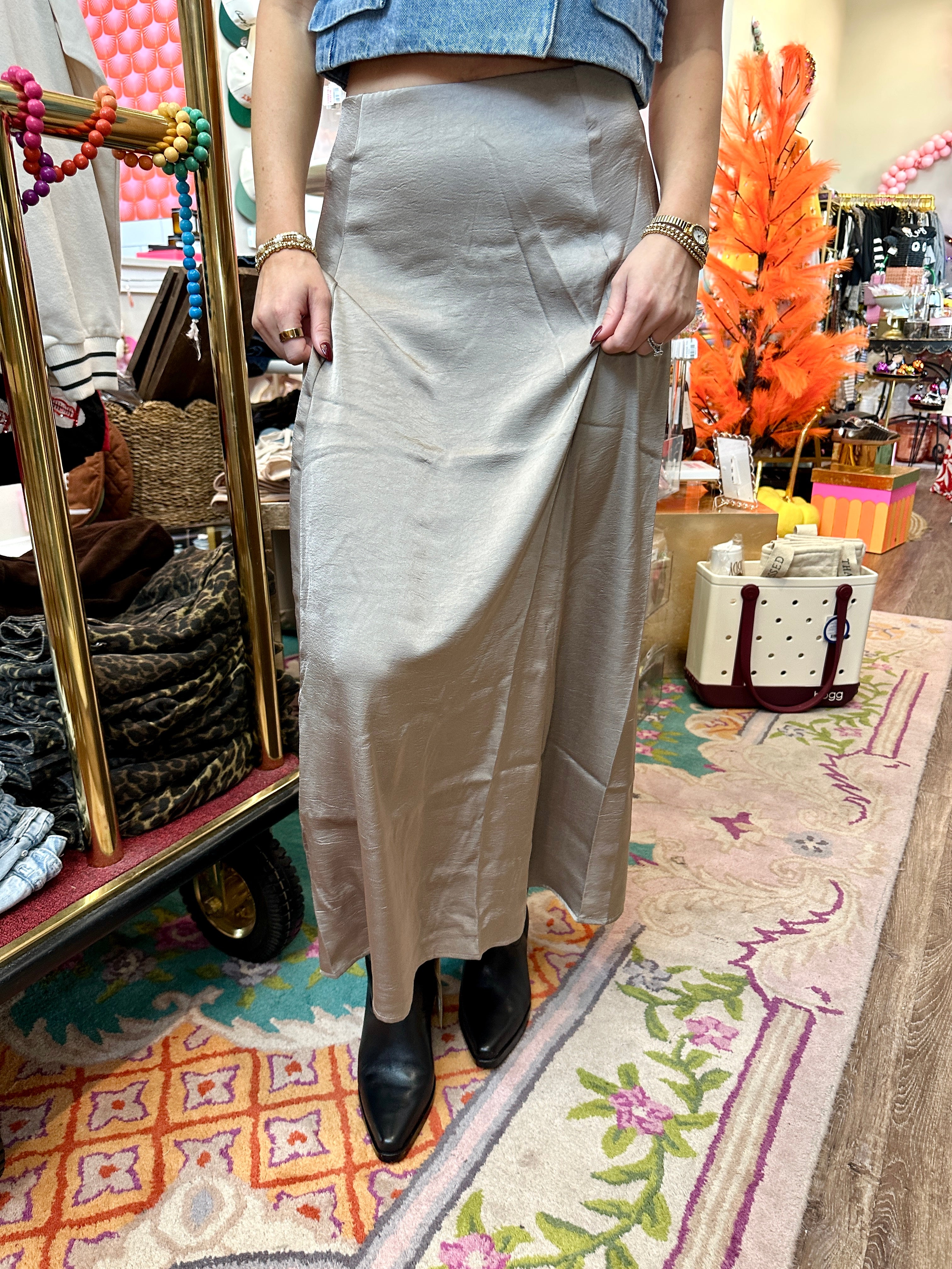 Northpointe Midi Skirt