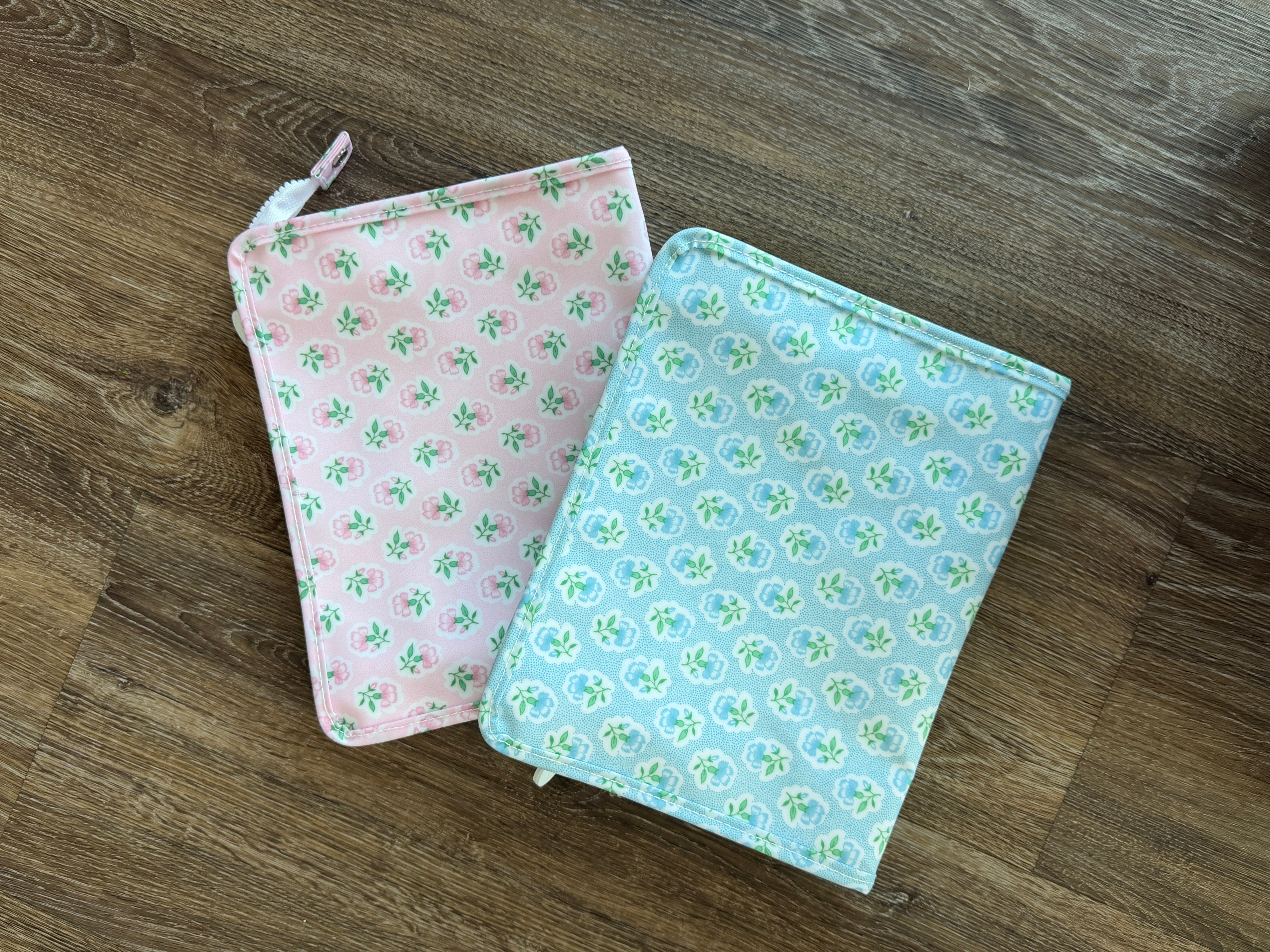 Roadie Large Zip Pouch