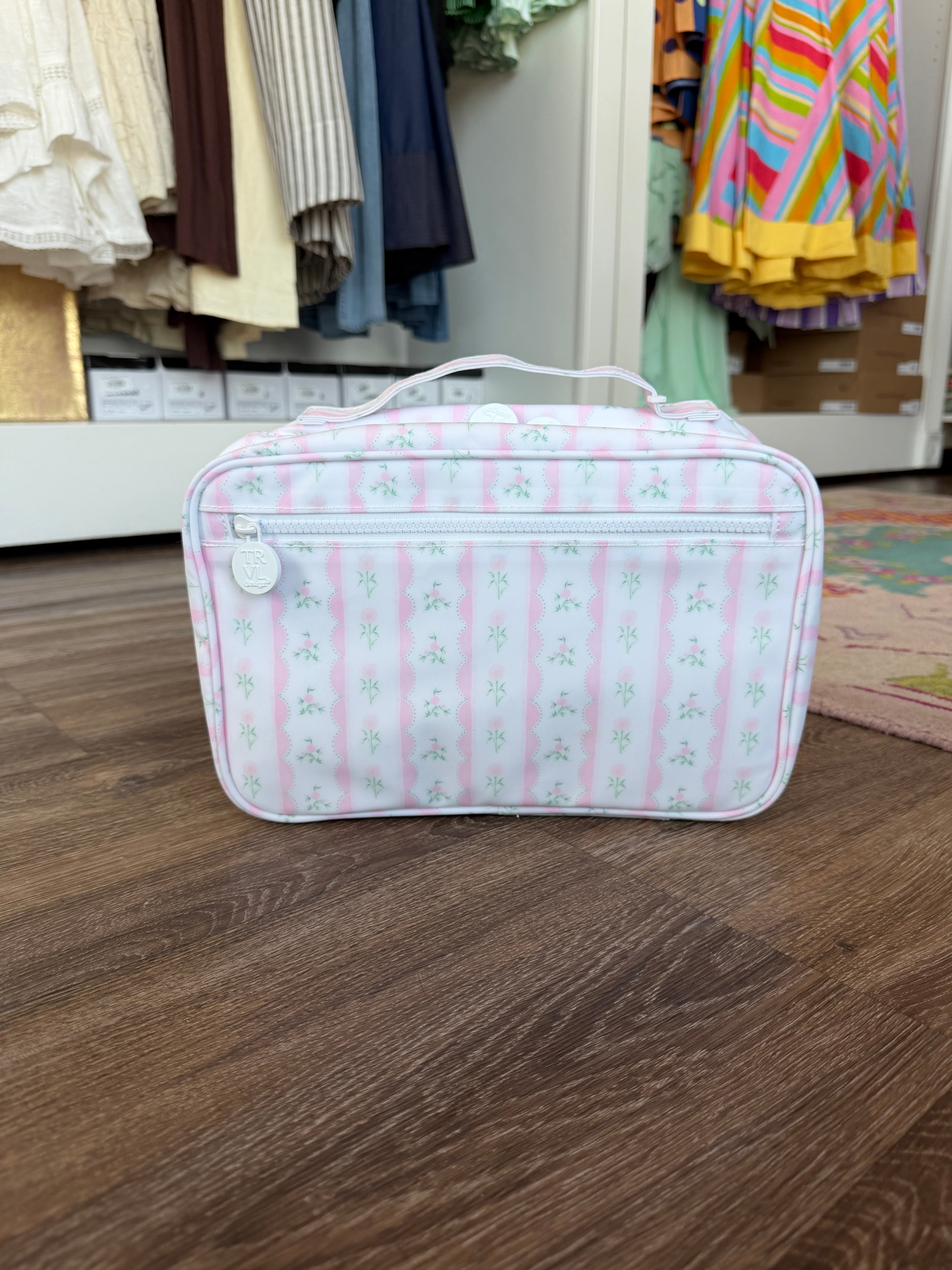 Bundle Up2 Hanging Toiletry Bag