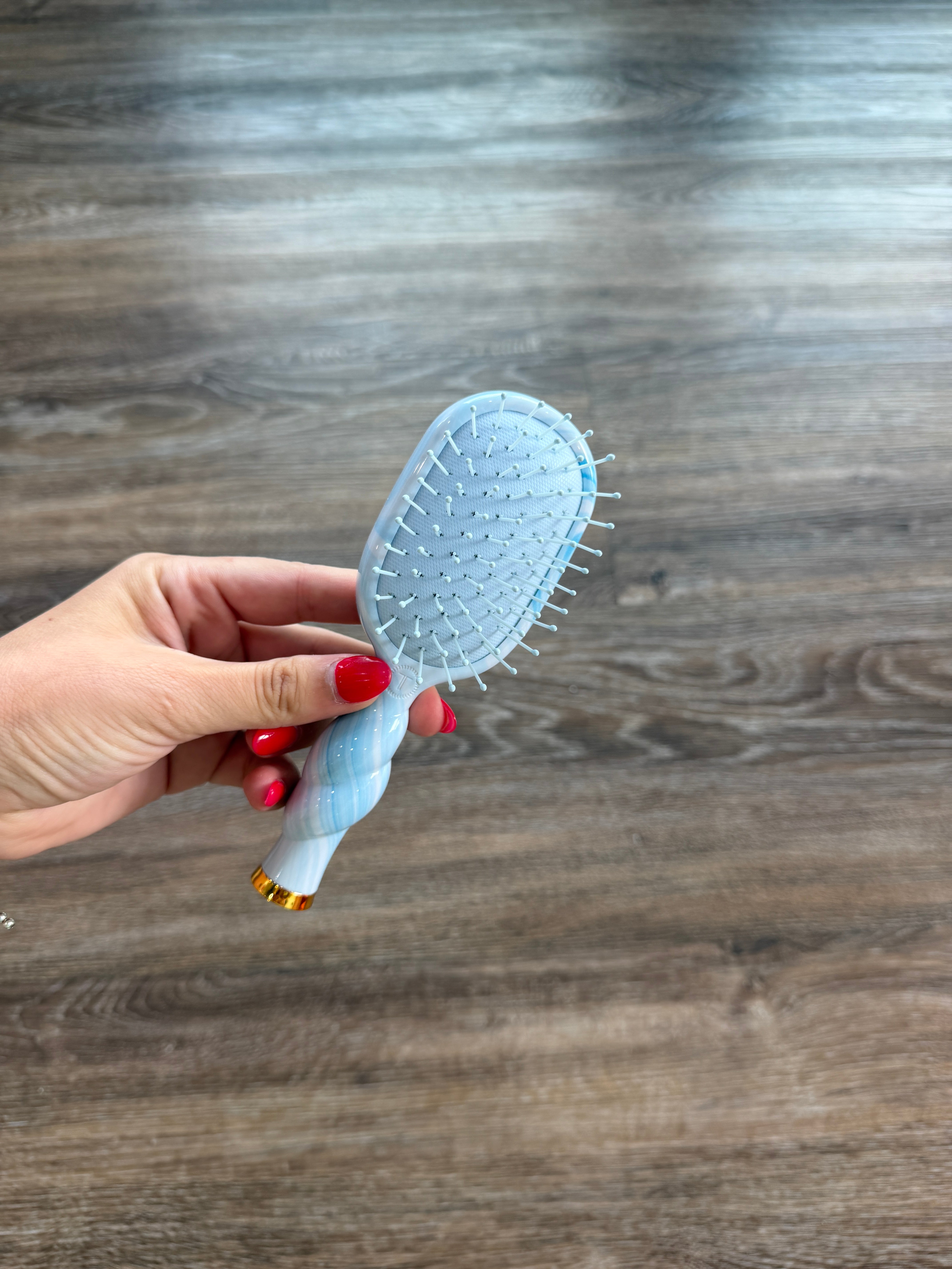 Mini Detangler Hair Brush For Medium Hair- Tide & True