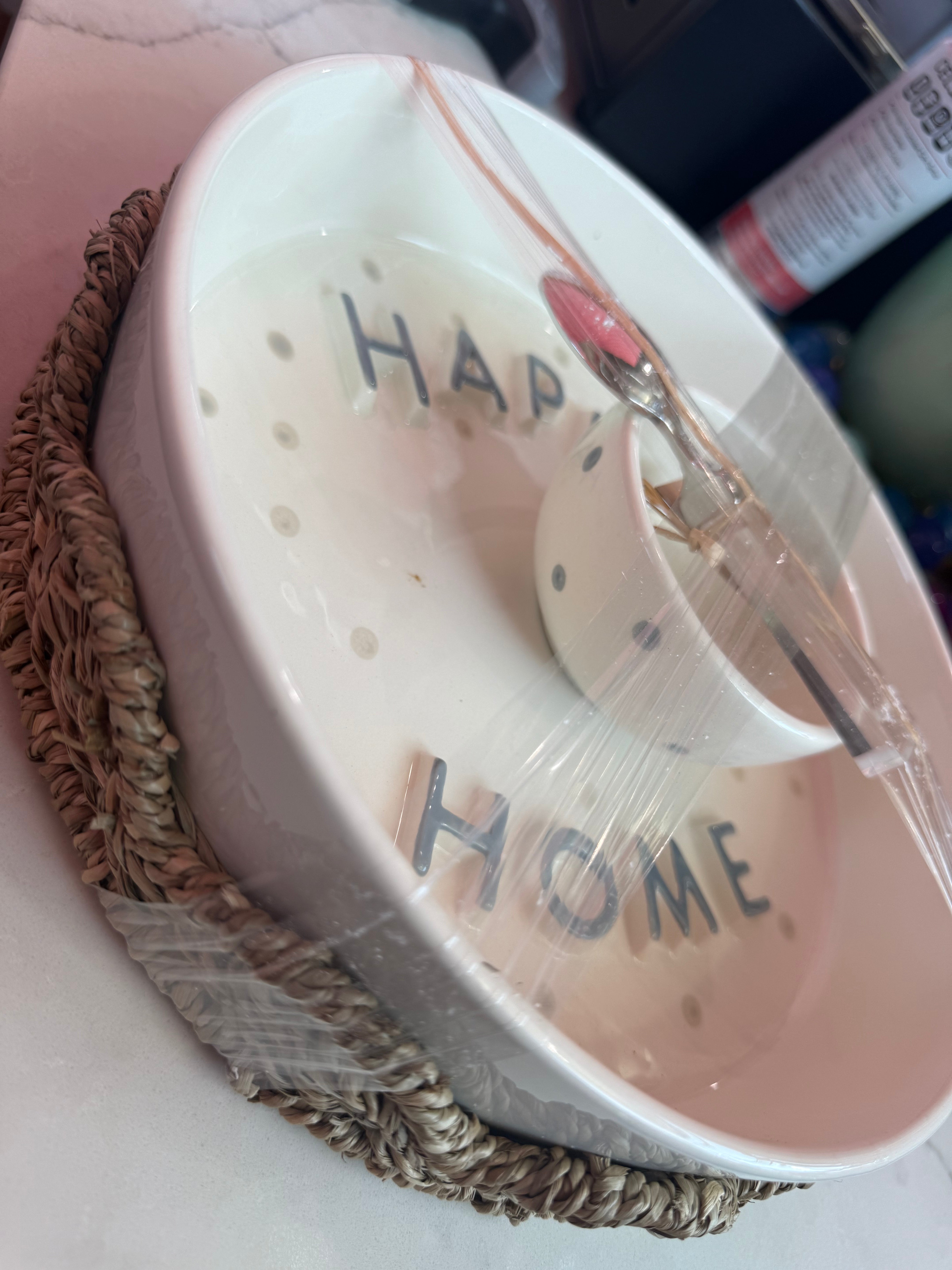 Happy Woven Chip Dip Tray