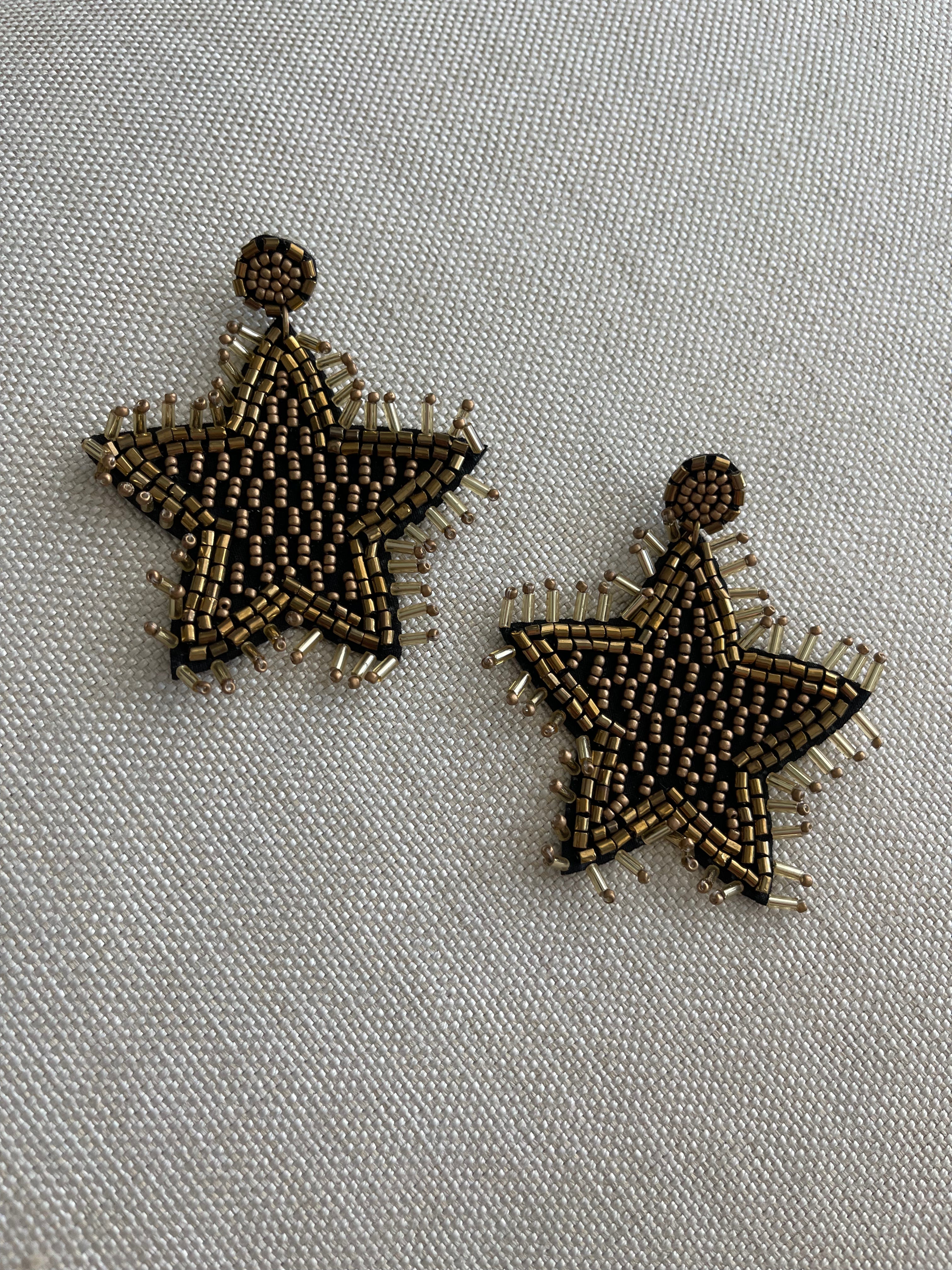 Black and Gold Star